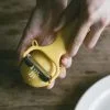 日本製檸檬皮刨絲削皮器