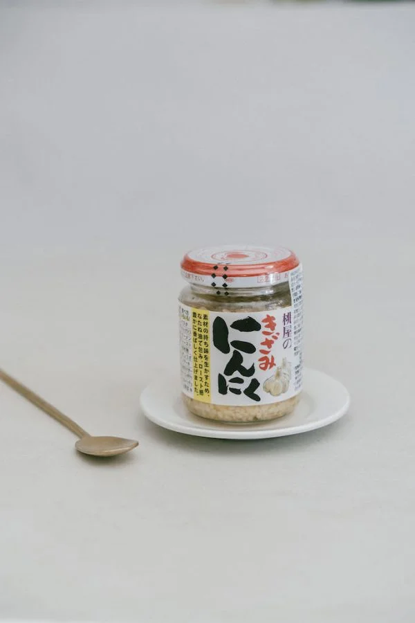 日本桃屋千切蒜蓉罐