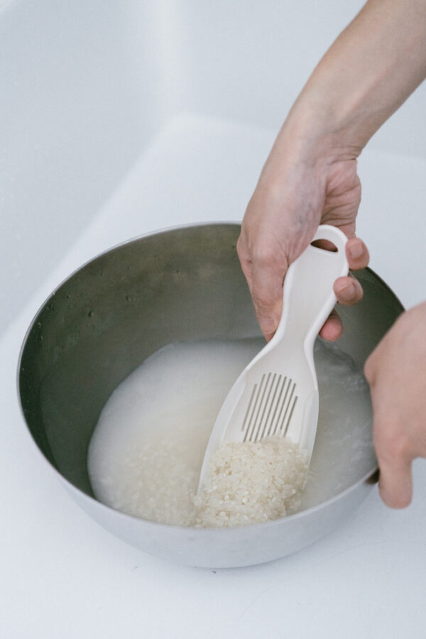MARNA 弧形洗米濾水耙子