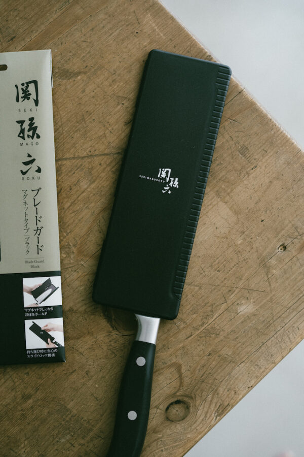 關孫六日本製磁吸可攜式刀套