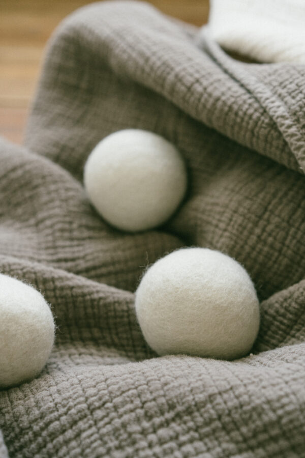 日本 Kogure 100％純羊毛房打結烘乾球