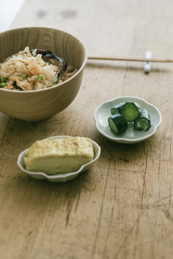 《東屋》天草陶石淺白灰豆皿