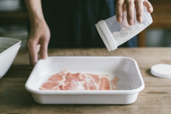日本製免沾手粉篩罐